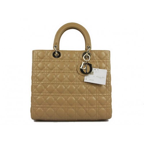 Christian Dior báránybőr táska nagy Lady Dior táska CAL44561 bézs arany