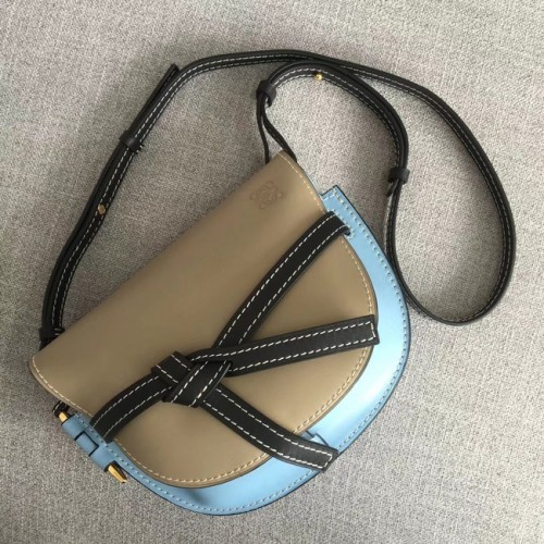 Loewe eredeti bőr crossbody táska 8088 barackszínű világoskék