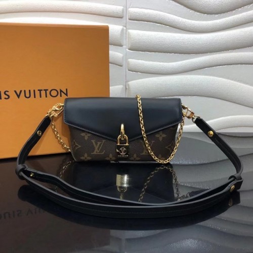 Louis Vuitto Monogram Vászon FAVORITE M80763 fekete