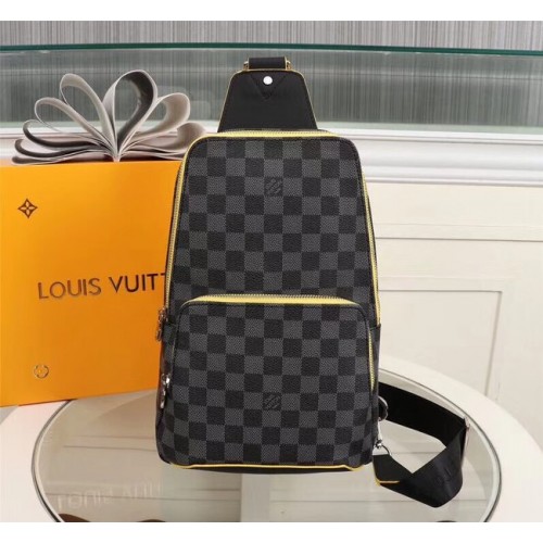 Louis Vuitton AVENUE PÁNTOS TÁSKA N42424
