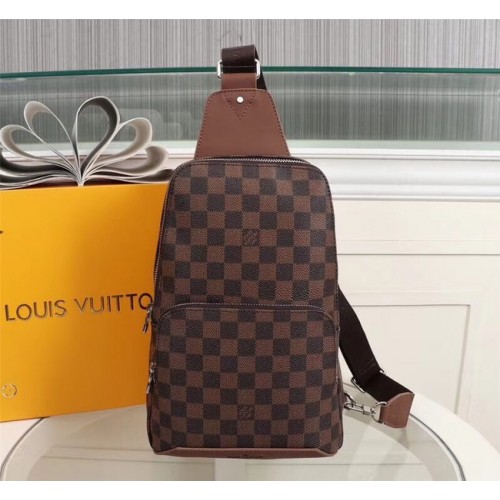 Louis Vuitton AVENUE SLING TÁSKA N42425 barna