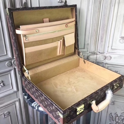 Louis Vuitton BISN M21209