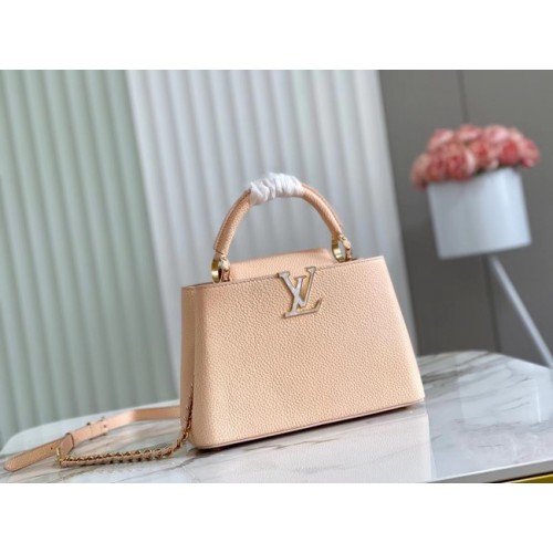 Louis Vuitton CAPUCINES BB M48865 krémszínű