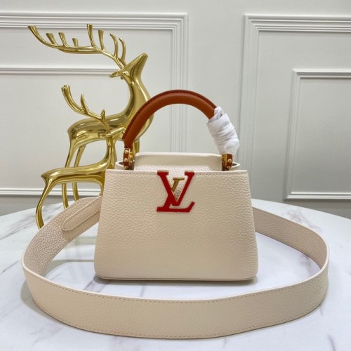 Louis Vuitton CAPUCINES BB M59266 Bézs