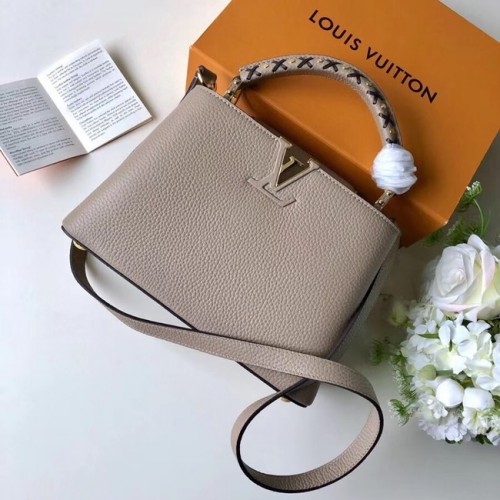 Louis Vuitton CAPUCINES PM M52387 szürke