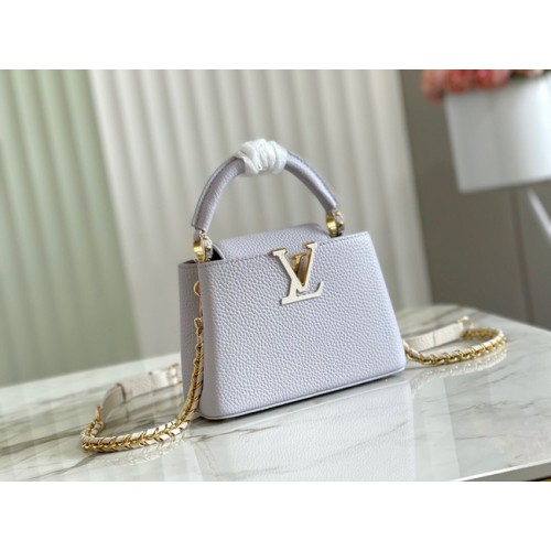Louis Vuitton CAPUCINES PM M57228 Gyöngyfehér