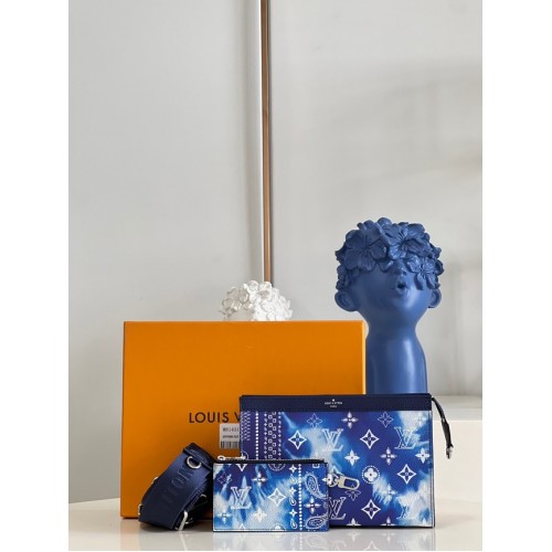 Louis Vuitton COUSSIN PM Monogram Canvas M81431 kék
