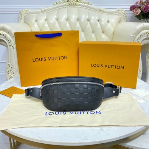 Louis Vuitton Vászon Övtáska M40298 FEKETE