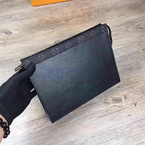 Louis Vuitton Epi bőr POCHETTE VOYAGE MM M67736 Fekete