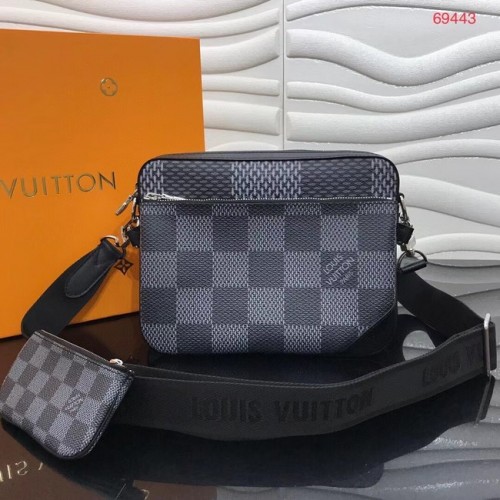 Louis Vuitton Messenger táska M69443 fekete