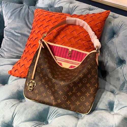 Louis Vuitton Monogram Vászon Elragadó MM M50156