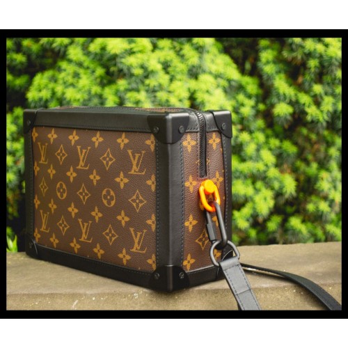 Louis Vuitton Monogram Vászon PETITE MALLE M20233 fekete