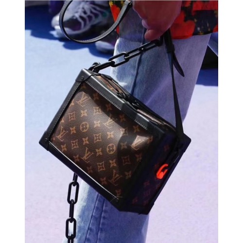 Louis Vuitton Monogram Vászon PETITE MALLE Táska M44427