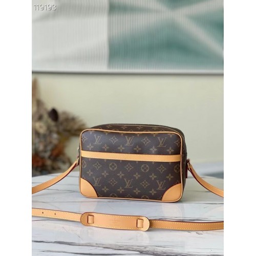 Louis Vuitton Monogram Vászon Trocadero M51276