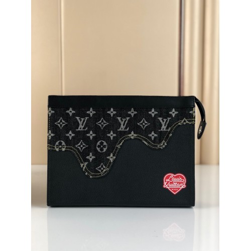 Louis Vuitton Monogram Drip Taurillon POCHETTE VOYAGE farmer M45961 fekete