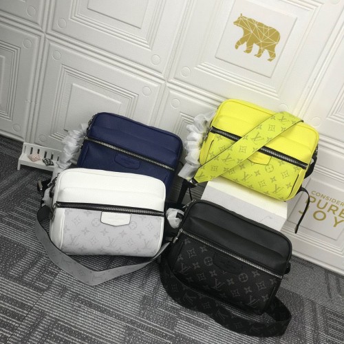 Louis Vuitton Monogram Eclipse Eredeti Bőr Messenger Táska 30233