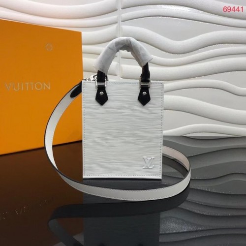 Louis Vuitton Eredeti PETIT SAC PLAT M69441 fehér