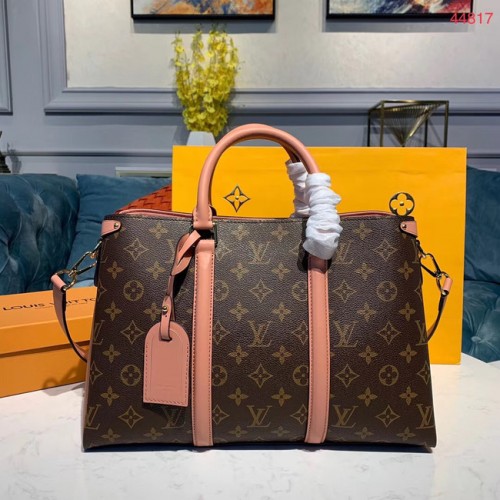 Louis Vuitton SOUFFLOT Medium táska M44817 rózsaszín