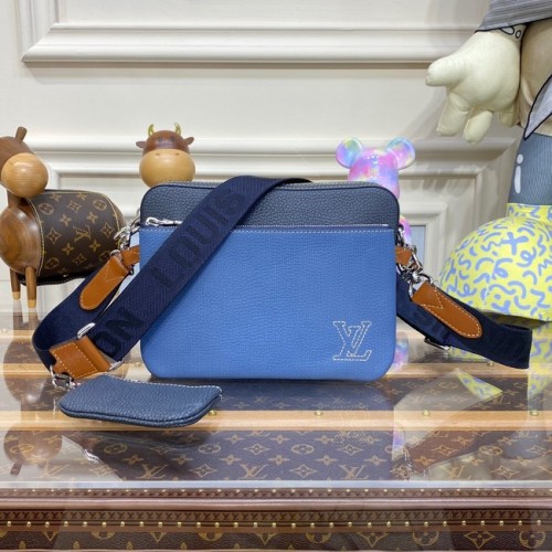 Louis Vuitton TRIO MESSENGER táska M21544