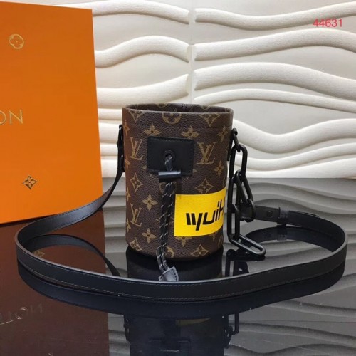 Louis vuitton eredeti CHALK NANO M44631 fekete