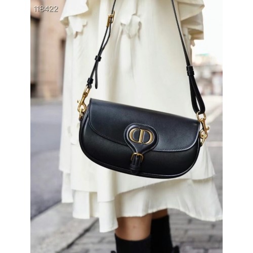 KÖZEPES DIOR BOBBY TÁSKA Meleg Taupe Dobozos Borjúbőr M9327 fekete