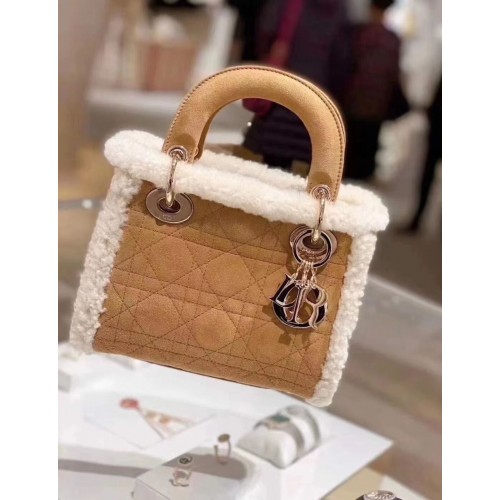 KÖZEPES DIOR TÁSKA Camel Színű Shearling M8820
