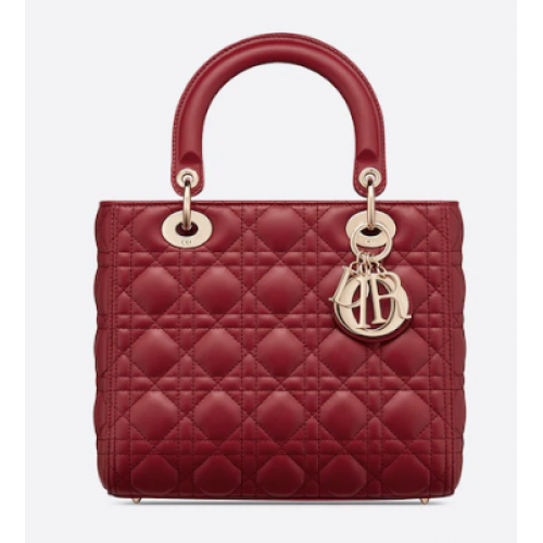 KÖZEPES MÉRETŰ LADY DIOR TÁSKA Cseresznyepiros Cannage Báránybőr M0565O