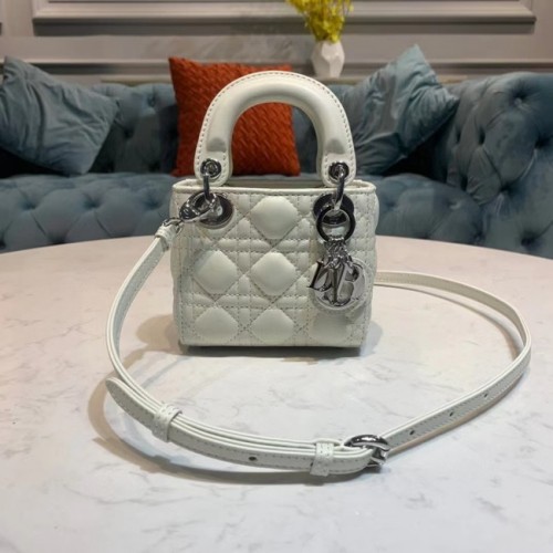 MICRO LADY DIOR TÁSKA Skarlátvörös Cannage Báránybőr S0856O fehér és ezüst