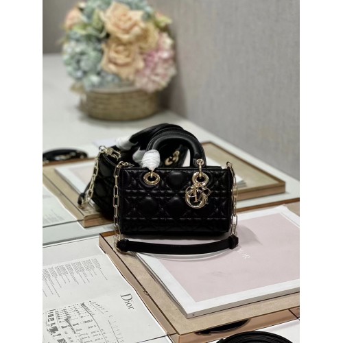 MINI DIOR LADY D-JOY TÁSKA Cannage Báránybőr M0540ONG fekete