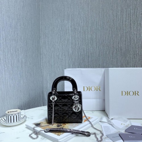MINI LADY DIOR TÁSKA Fekete Lakkbőr Cannage Borjúbőr M0566OW Ezüst Szerelvények