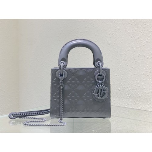 MINI LADY DIOR TÁSKA Cannage borjúbőr C2815 szürke