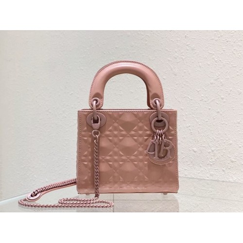 MINI LADY DIOR TÁSKA Cannage borjúbőr C2815 rózsaszín