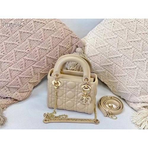 MINI LADY DIOR BAG Cannage Báránybőr M0505OC Bézs