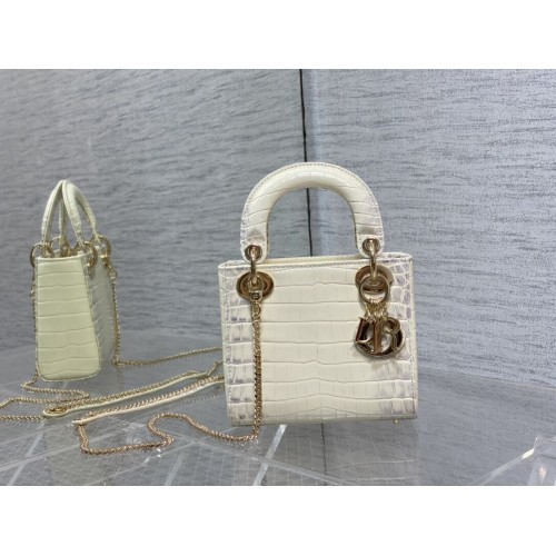 MINI LADY DIOR TÁSKA Cannage krokodilbőr C0966 Krémszínű