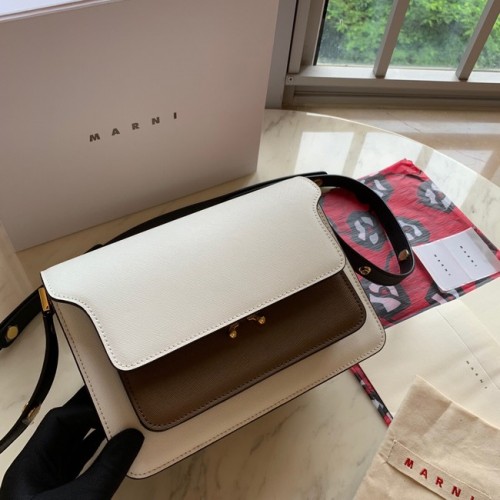 Marni eredeti borjúbőr táska 35068-7