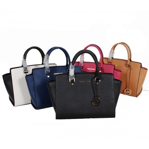 Michael Kors Selma MK0909 felső cipzáras táska