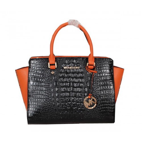 Michael Kors Selma táska krokodilbőrből MK0909 fekete és narancssárga