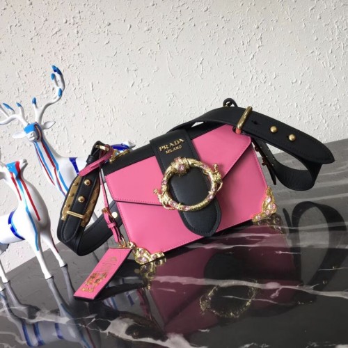 Prada Cahier Bőr Válltáska 1BD103 Rózsaszín