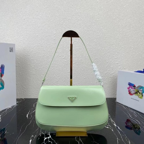Prada Cleo szálcsiszolt bőr válltáska fedéllel 1BH276 zöld