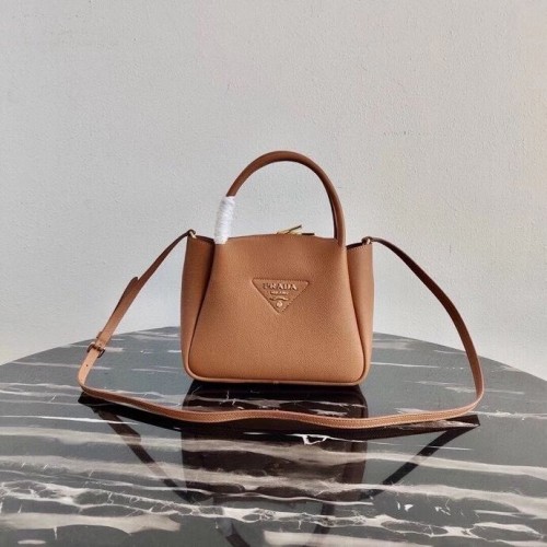 Prada szarvasbőr táska 1BC145 barna