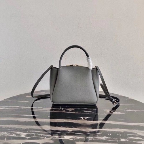 Prada szarvasbőr táska 1BC145 szürke