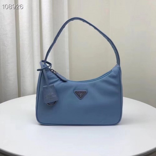 Prada Re-Edition 2000 nejlon minitáska 1NE515 világoskék