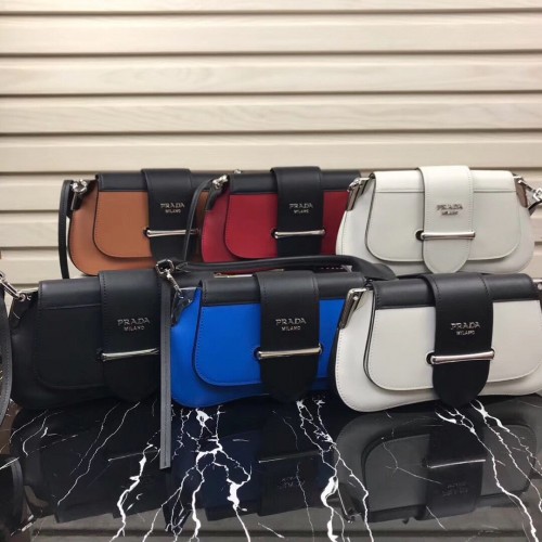 Prada Eredeti Bőr Táska 1BD168