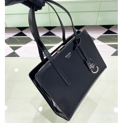 Prada Re-Edition 1995 szálcsiszolt bőr kis válltáska 1BA357 fekete