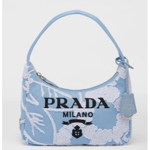 Prada Re-Edition 2000 hímzett fúrós minitáska 1NE515 égkék