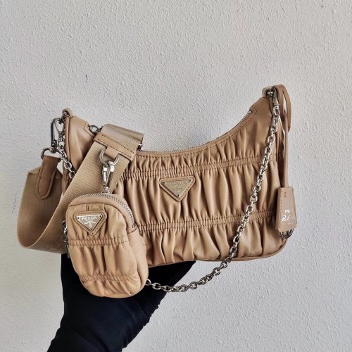 Prada Re-Edition 2005 bőrtáska 1BH20 Keksz