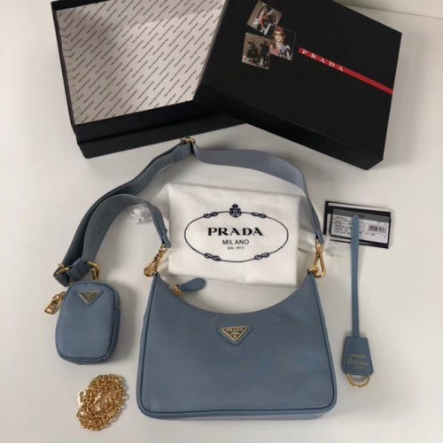 Prada Re-Edition nylon válltáska 1BH204 világoskék