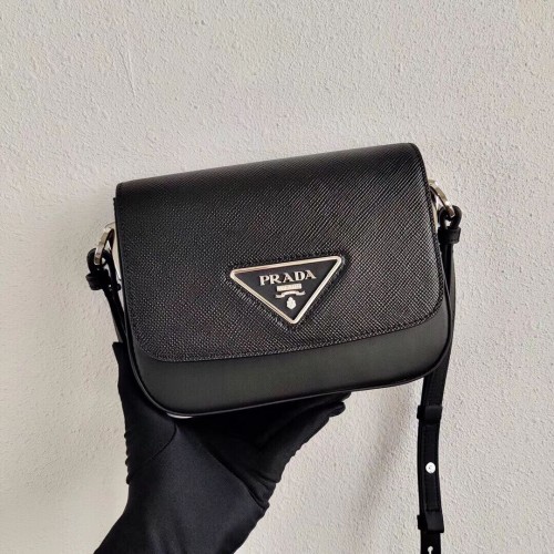 Prada Saffiano bőr mini válltáska 2BD249 fekete
