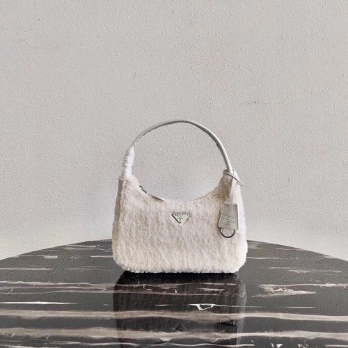 Prada Shearling mini táska 1NE515 fehér