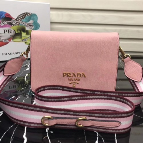 Prada marhabőr válltáska 1BD102 rózsaszín